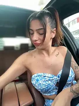 LaraVegas_ from StripChat is Freechat