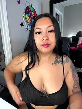latina_curvy22 from StripChat
