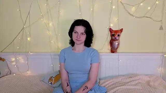 LatinaHuguenin from StripChat is Freechat