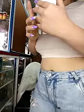 laura_arias018 from StripChat is Freechat