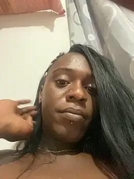 laura_dolll from StripChat is Freechat