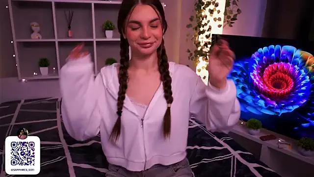 LauraHansil from StripChat is Freechat