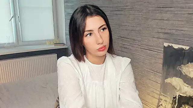 LauranHastie from StripChat is Freechat