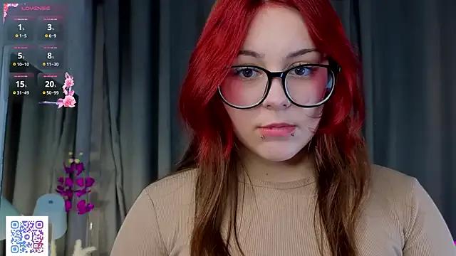 LaurenaLandro from StripChat is Freechat