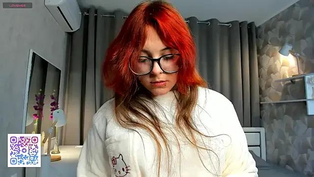 LaurenaLandro from StripChat is Freechat