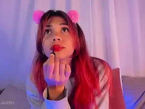 Laurenn_2 from StripChat is Freechat