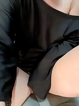 Layla_68 from StripChat