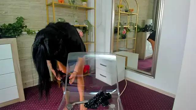Layla_blueyes from StripChat is Freechat