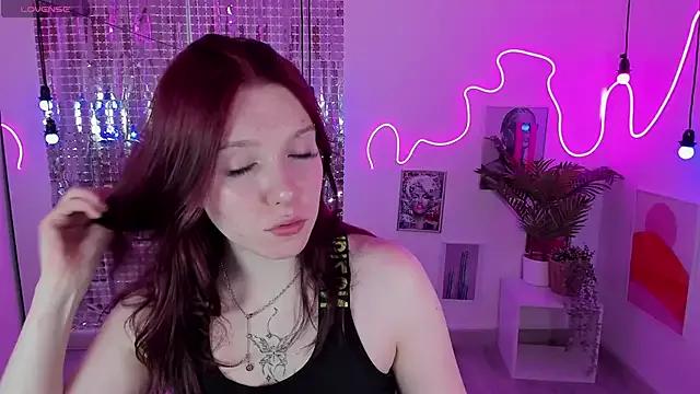 Layla_Glam from StripChat