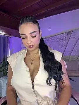 LEAH_DOUUGLASS from StripChat is Freechat