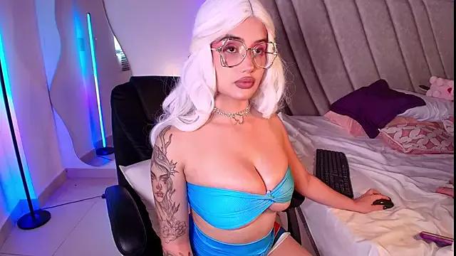Checkout girls naked models with similar nickname. Cute sexy Free Models.