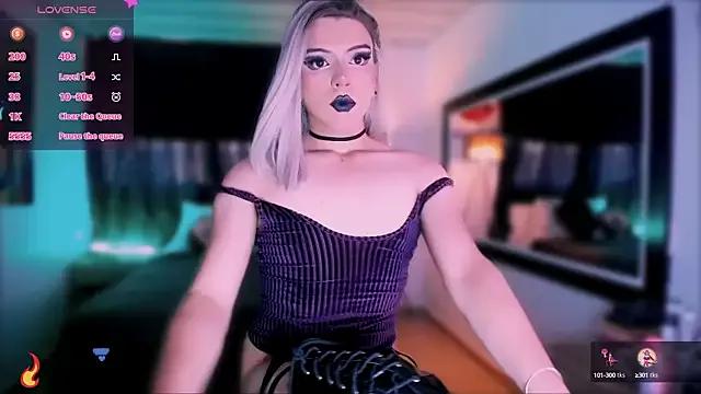 Lee_Megann from StripChat