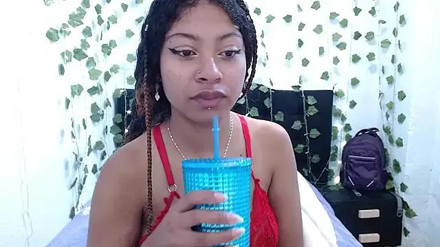 leila_98 from StripChat is Freechat