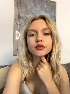 LeilaEvens from StripChat
