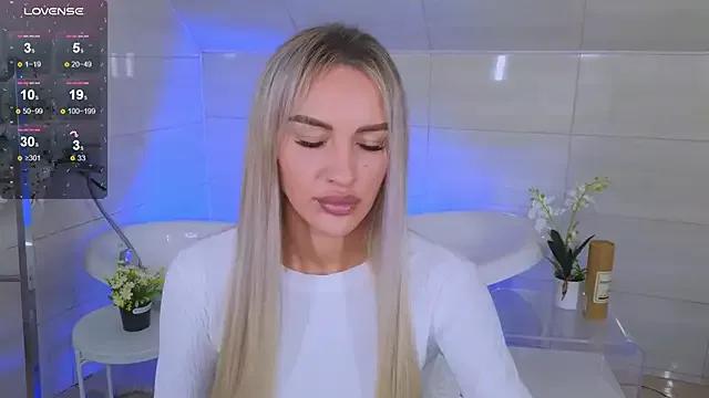 Leilalav from StripChat is Freechat