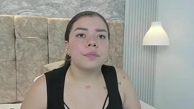 leilapons from StripChat is Freechat