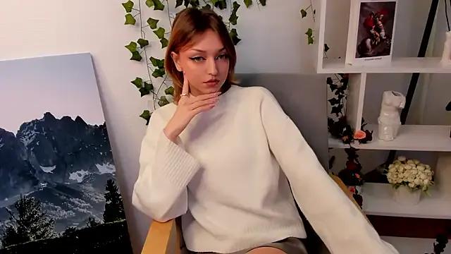 LeontineAtala from StripChat is Freechat