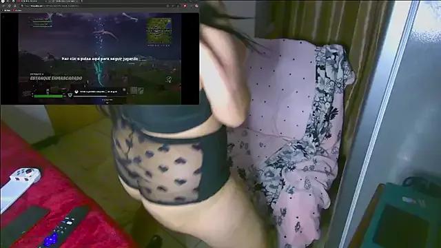Leslydeleon23 from StripChat
