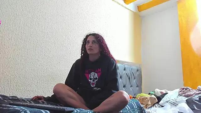 Lexxy_ray666 from StripChat