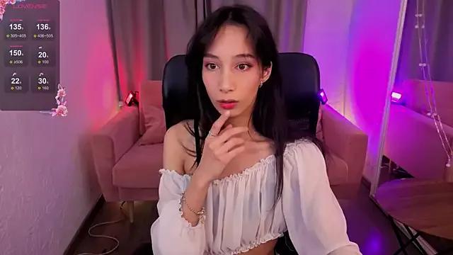 Leya_moonlight from StripChat is Freechat