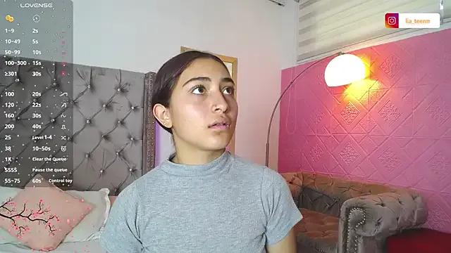 Lia_Teen from StripChat is Freechat
