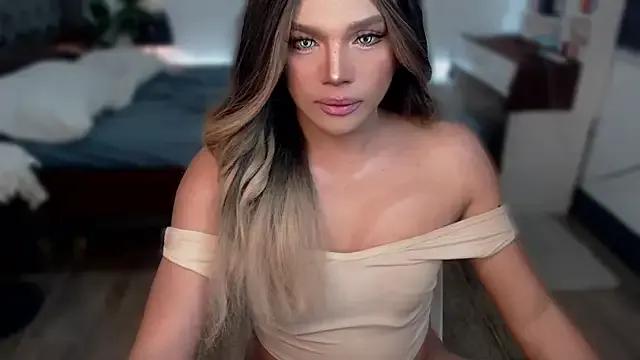 liaa_lurrecams from StripChat is Freechat