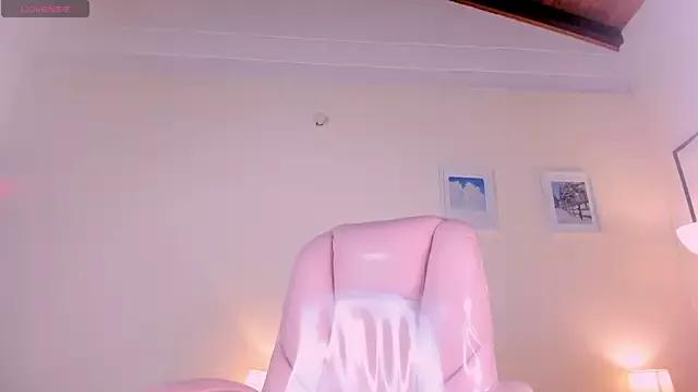 liaamoretz from StripChat