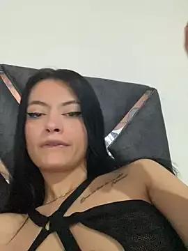 LiaCollings from StripChat is Freechat