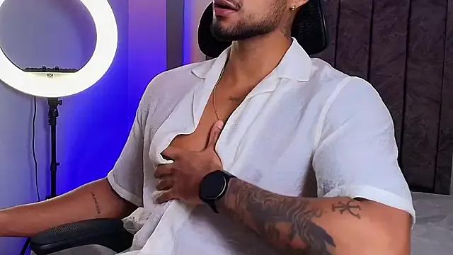 LiamGarcia1 from StripChat is Freechat