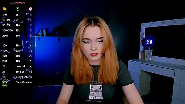 liana_kisses from StripChat is Freechat