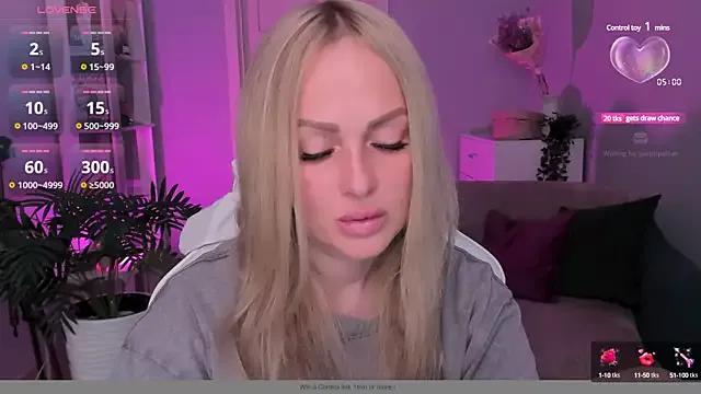 Libby_Nora from StripChat