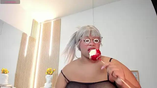 liizzy_foxxx from StripChat is Freechat