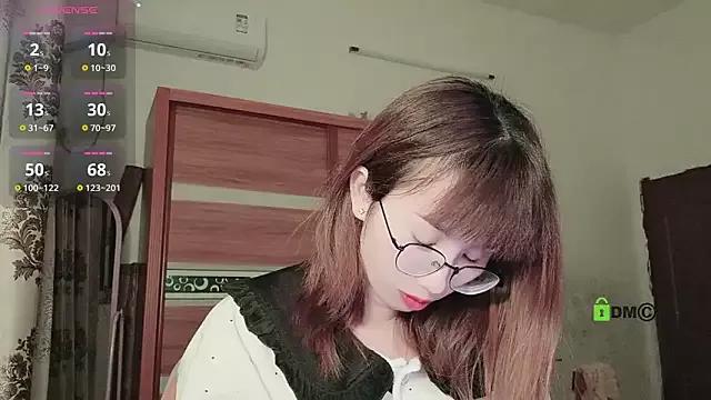 Lili_666 from StripChat