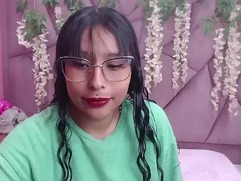 LILI_CANDIES from StripChat is Freechat