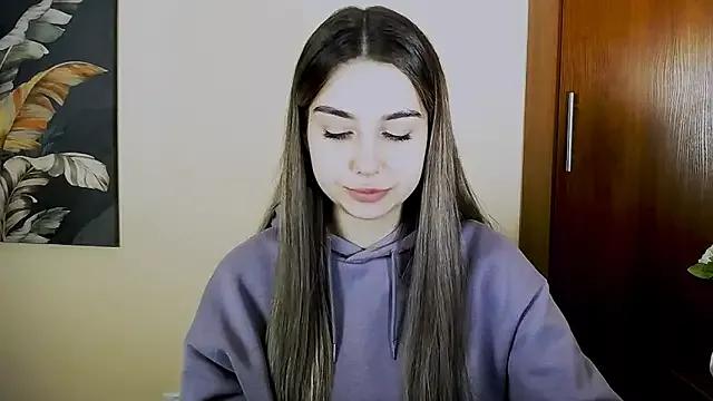 Lili_magic from StripChat is Freechat