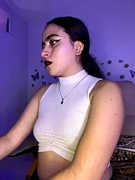 Lili_teen from StripChat is Freechat