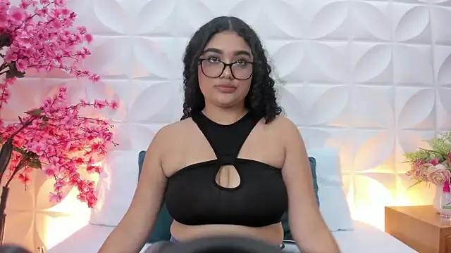 lilia_ivette from StripChat