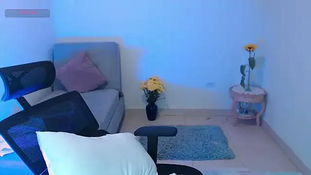 lilian_prada from StripChat
