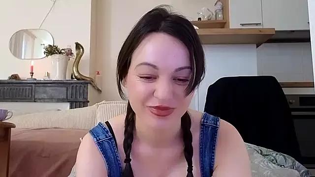 Lilie_romeo from StripChat