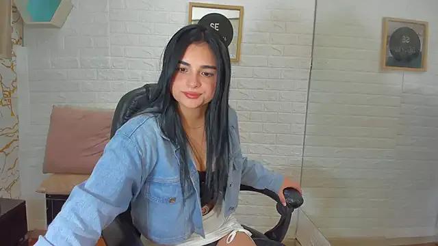Lilifut_ from StripChat is Freechat