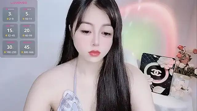 LiLiLily from StripChat is Freechat