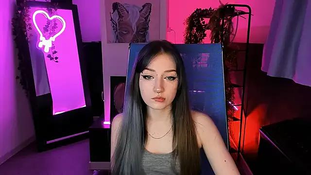 LiliLuna from StripChat is Freechat