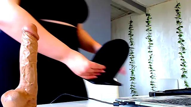 Lilith__Sex from StripChat