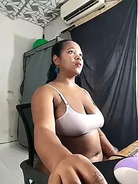 lilithathenea from StripChat