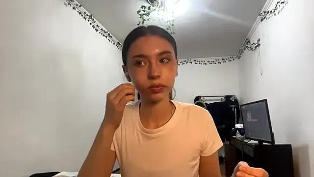 LilithFlamey from StripChat is Freechat