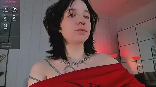 lilithlunna from StripChat is Freechat
