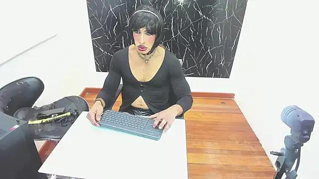LilithThornAngelic from StripChat is Freechat