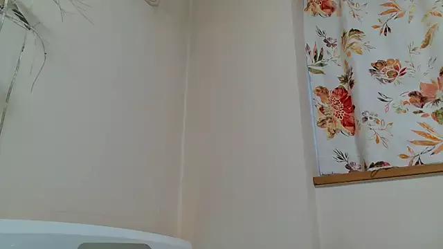 liliyRiSAcha-n from StripChat