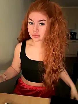 LillieMaee from StripChat