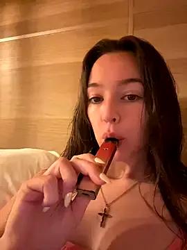 LillieOlive from StripChat